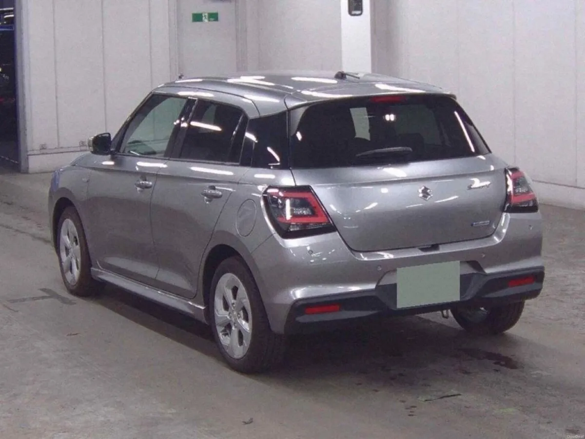 Suzuki Swift 1.2 HYBRID AUTOMATIC - NEW MODEL - Image 2