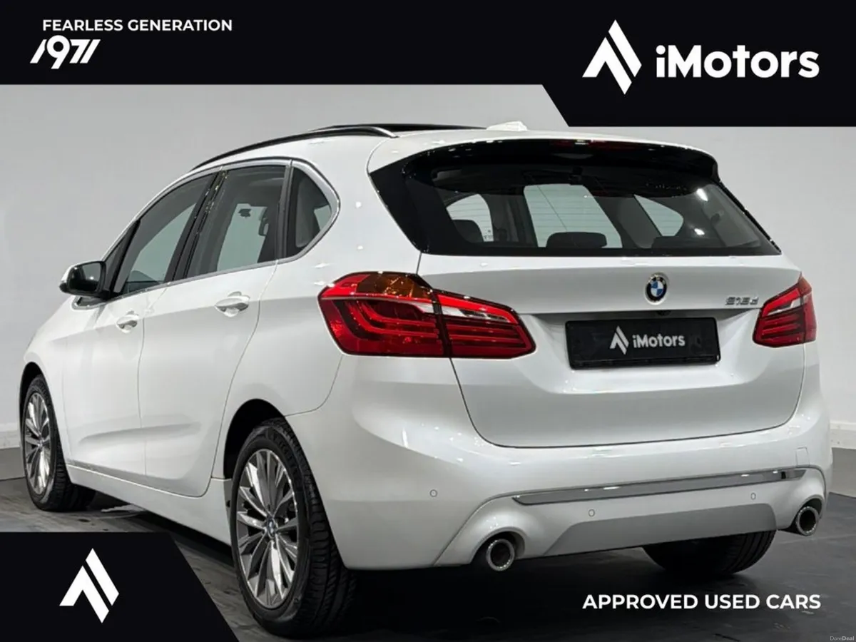 BMW 2-Series HUGE SPEC 218D LUXURY SUNROOF - Image 6