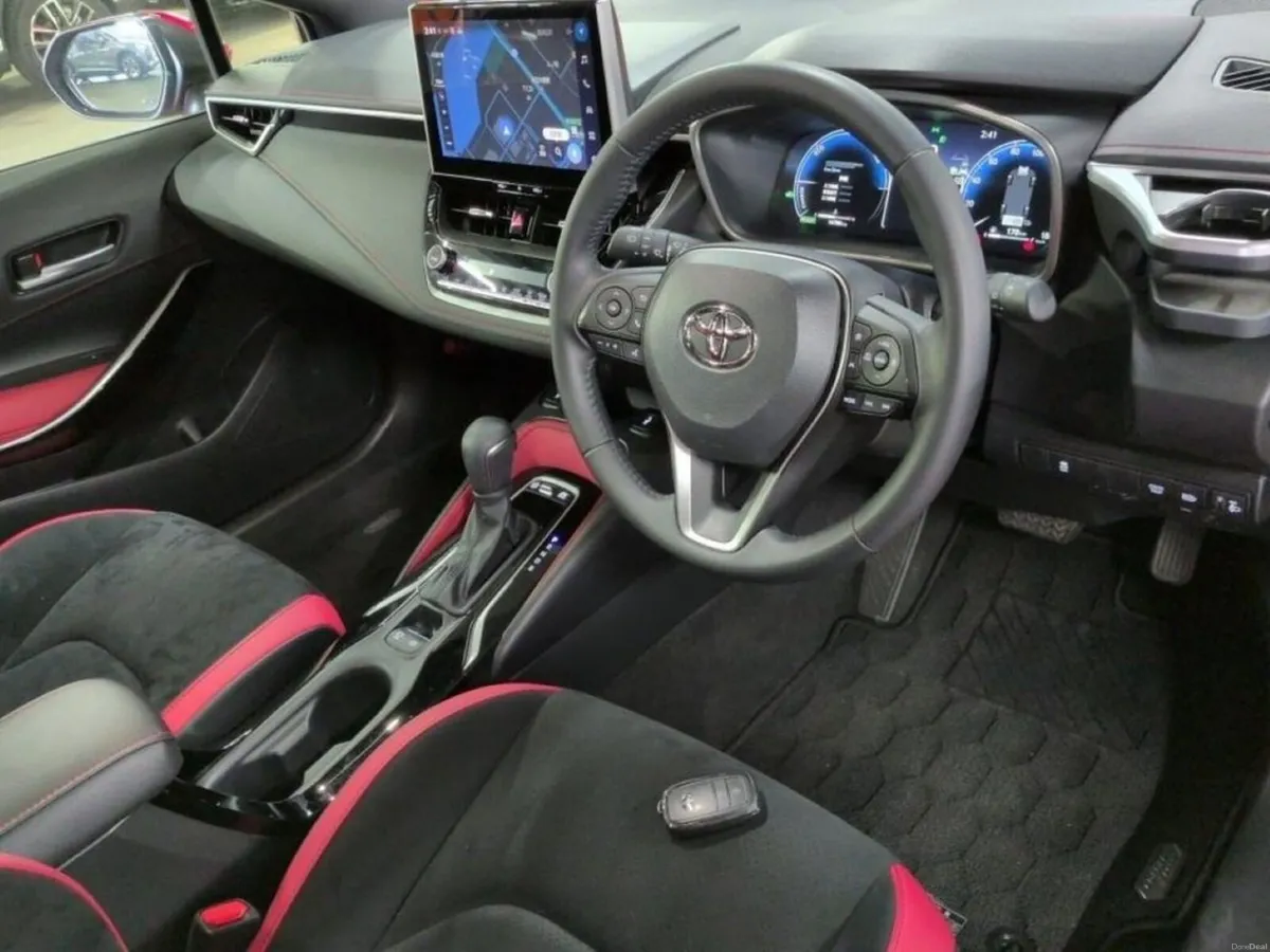 Toyota Corolla 1.8 HYBRID AUTOMATIC GZ EDITION (TO - Image 3