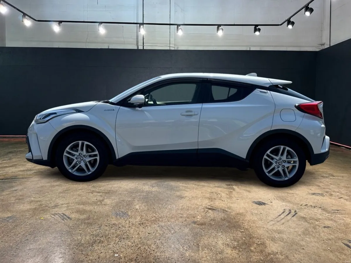 Toyota C-HR 1.8 HYBRID AUTOMATIC SUV - FACTORY ALL - Image 6