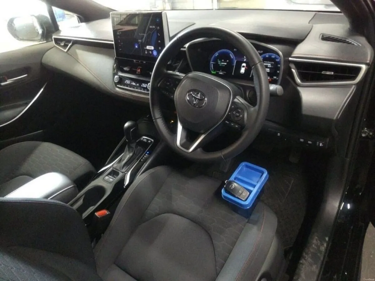 Toyota Corolla 1.5 HYBRID AUTOMATIC GZ EDITION (TO - Image 3