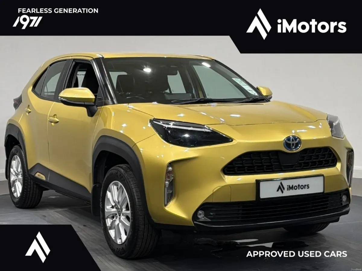 Toyota Yaris Cross Luna 4DR Auto - Image 1