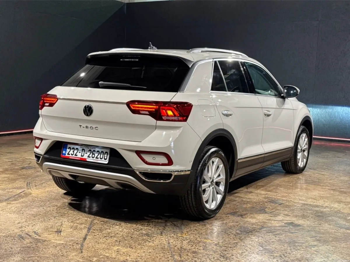 Volkswagen T-Roc 1.5 AUTOMATIC - CRUISE CONTROL - - Image 3