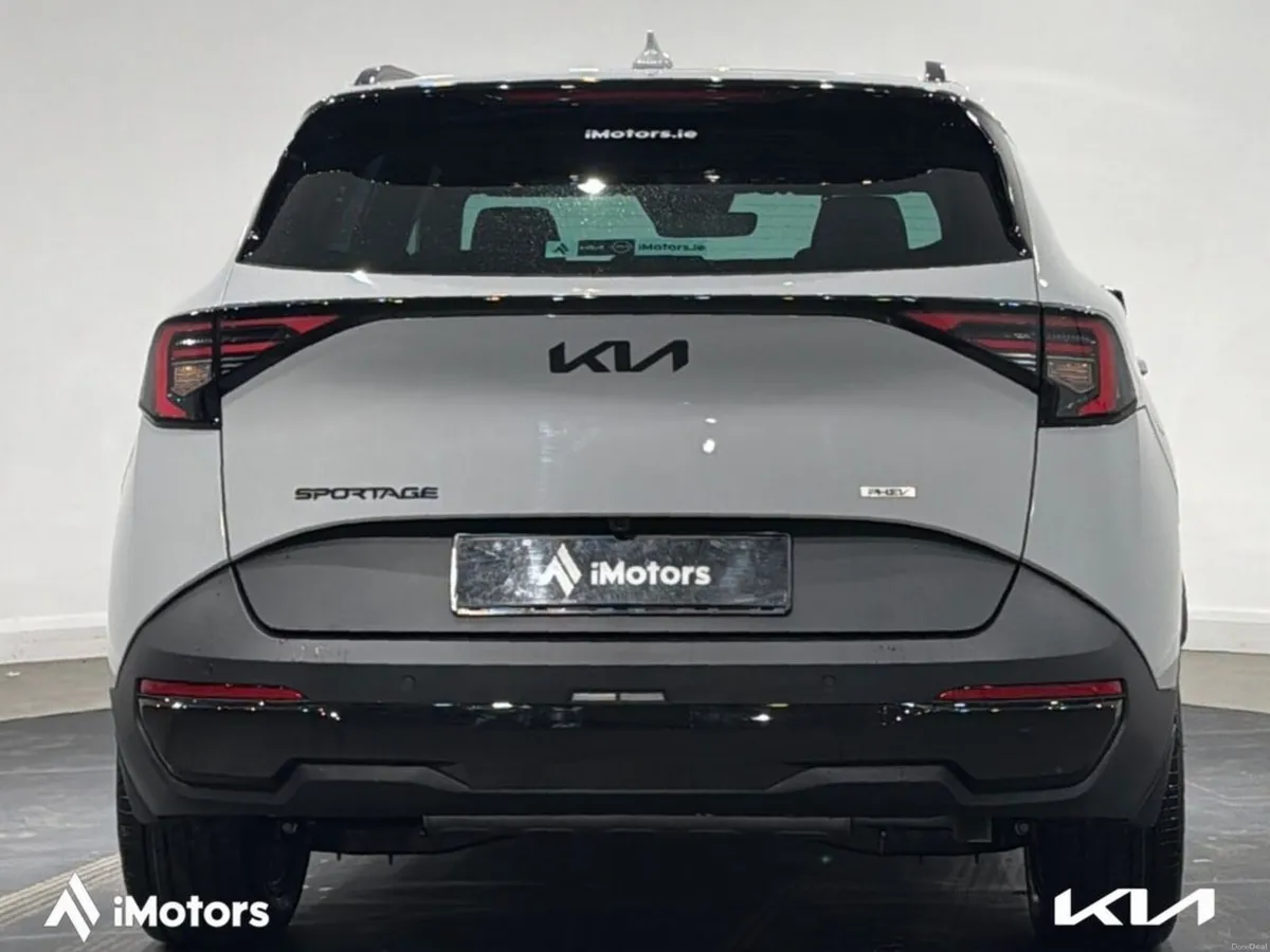 Kia Sportage PHEV BLACK EDITION - Image 4