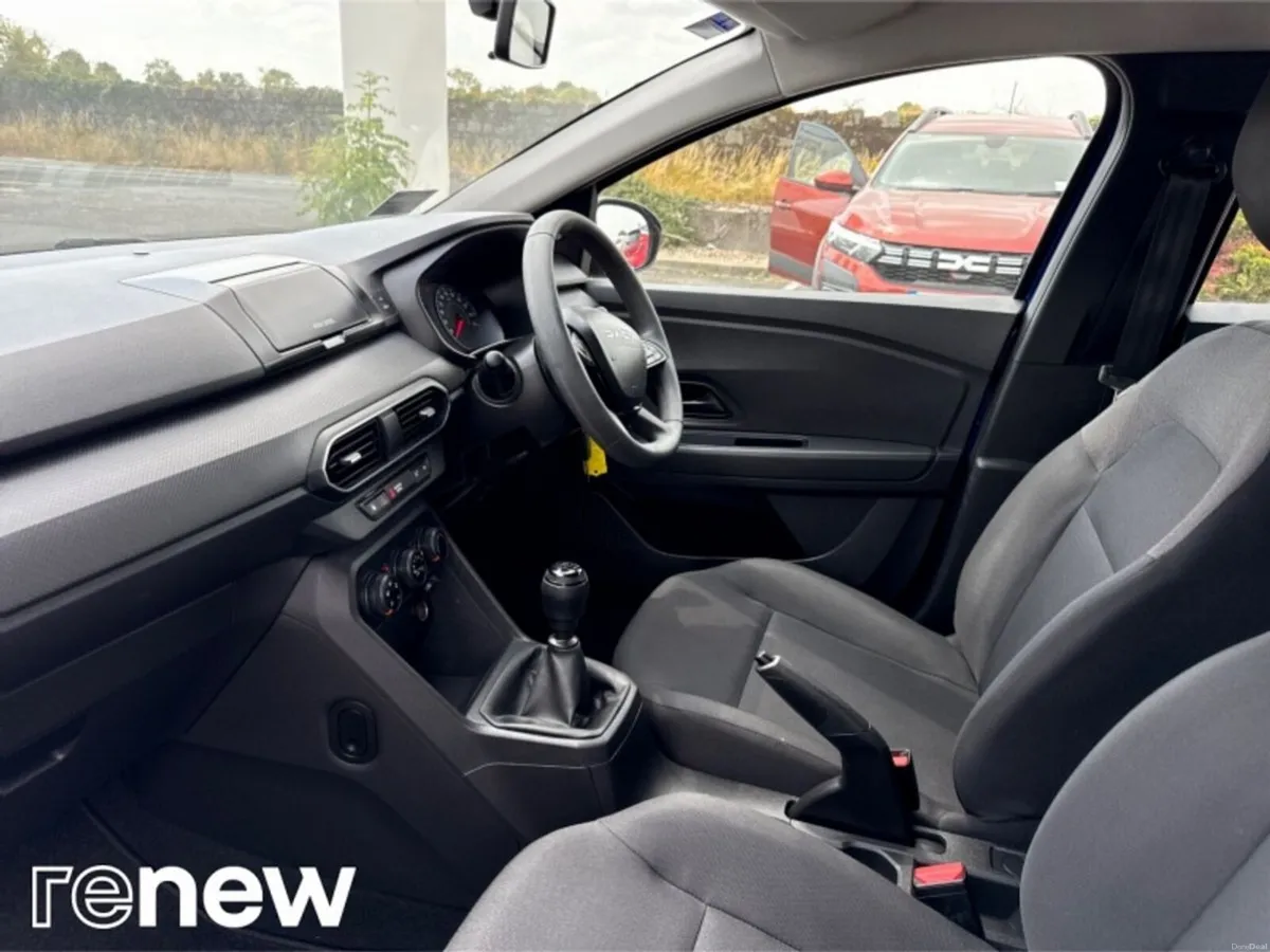 Dacia Sandero TCe 90 Essential - Image 5