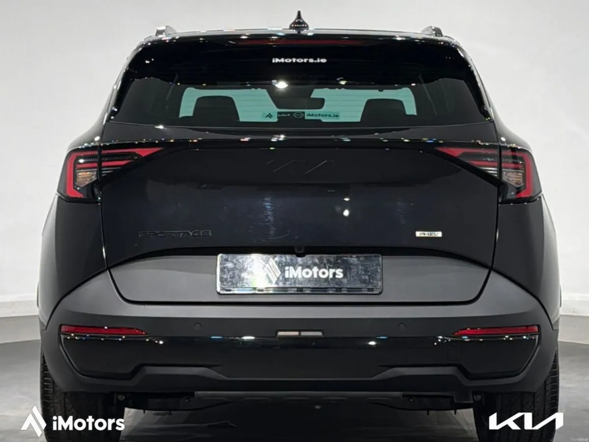 Kia Sportage PHEV BLACK EDITION - Image 4