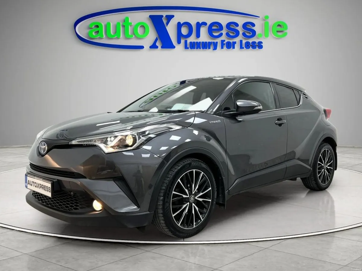 Toyota C-HR 1.8 Hybrid, Reversing camera, Automati - Image 5