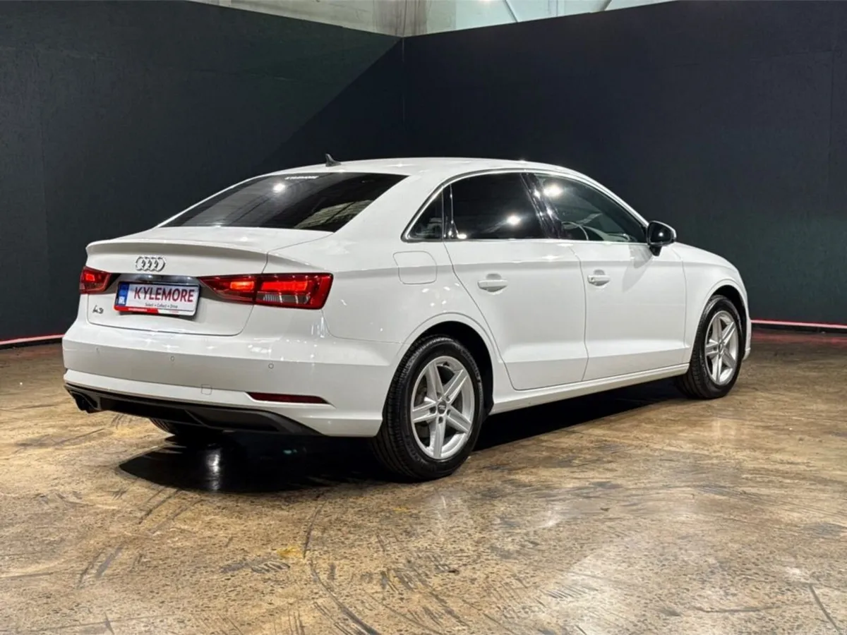 Audi A3 1.4 AUTOMATIC SALOON - FACTORY ALLOYS - CR - Image 3