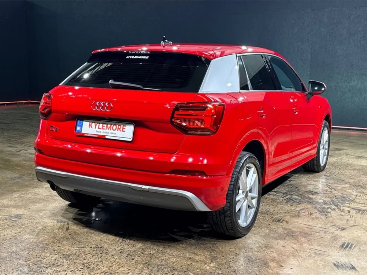Audi Q2 1.0 TFSI AUTOMATIC S-LINE PACKAGE - BLACK - Image 3