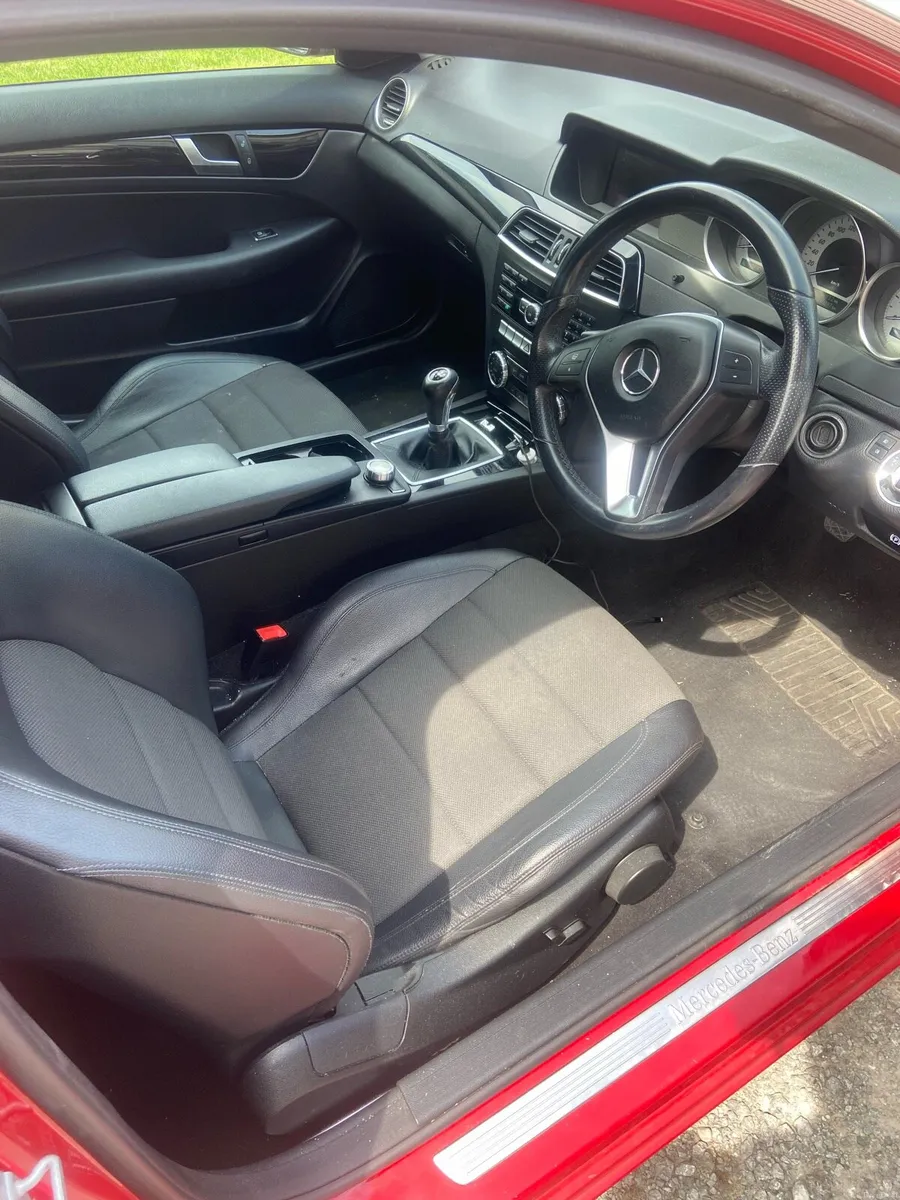 Mercedes C-Class - Image 5