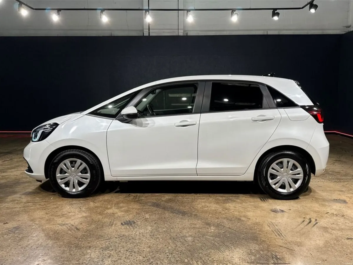 Honda Fit 1.5 HYBRID AUTOMATIC - HOME EDITION - BL - Image 6