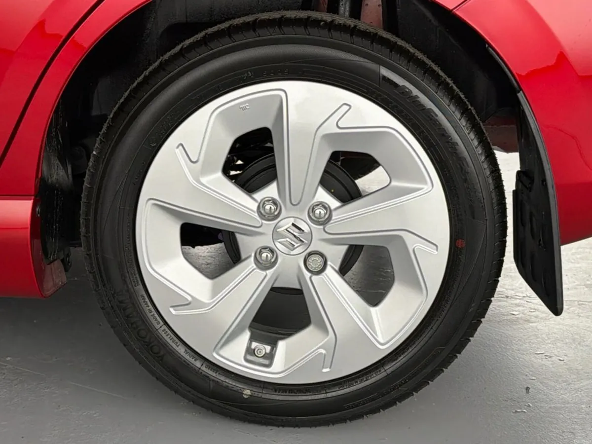 Suzuki Swift Motion 1.2 Automatic - Image 3