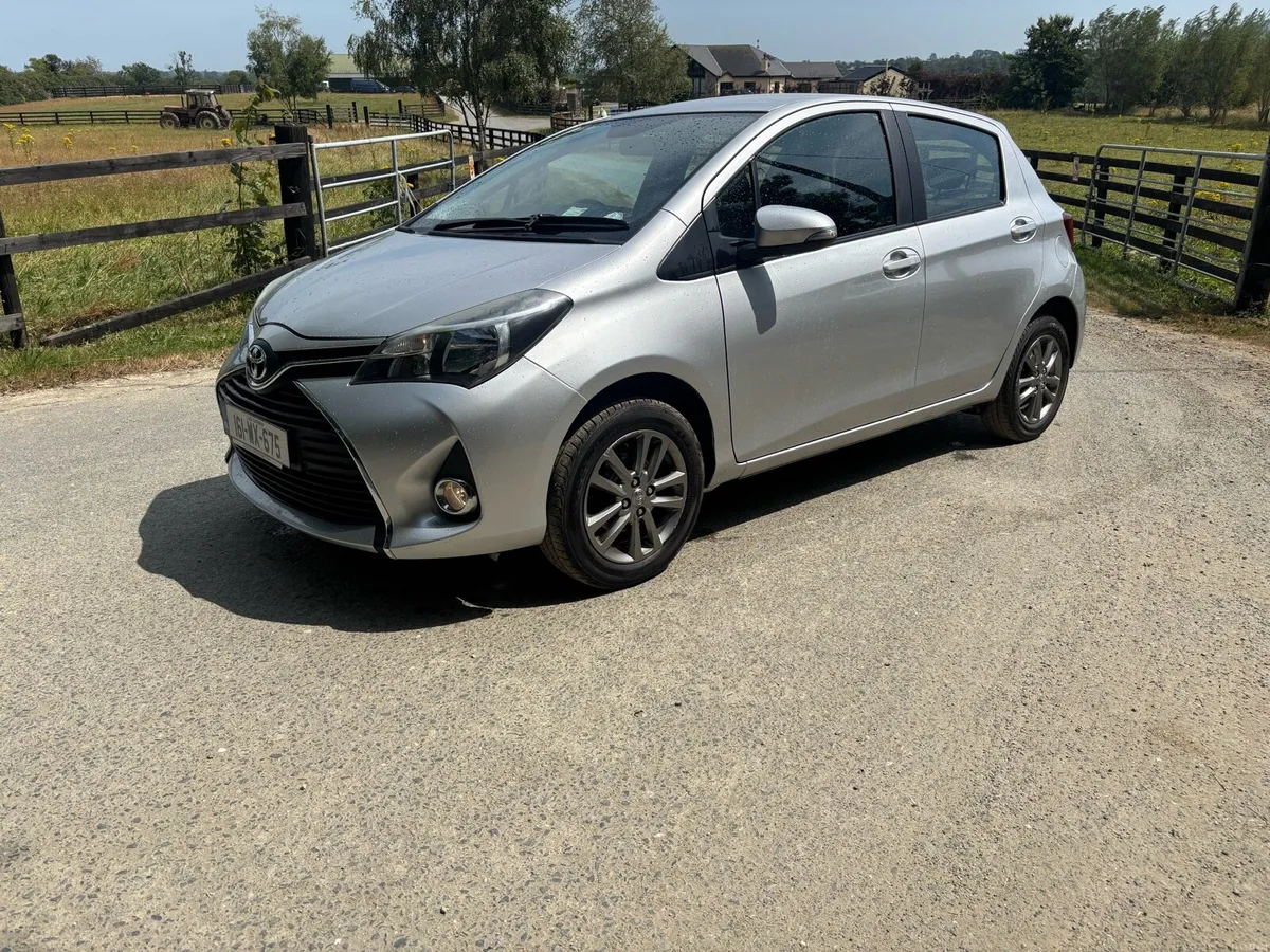 2016 Toyota Yaris - Image 3
