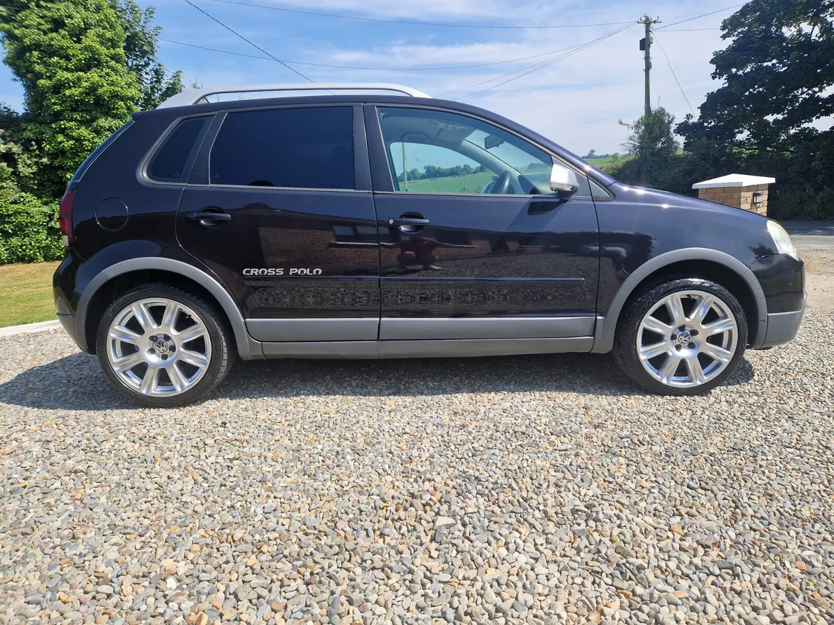 Volkswagen Polo Cross 1.4tdi low mileage fsh - Image 2