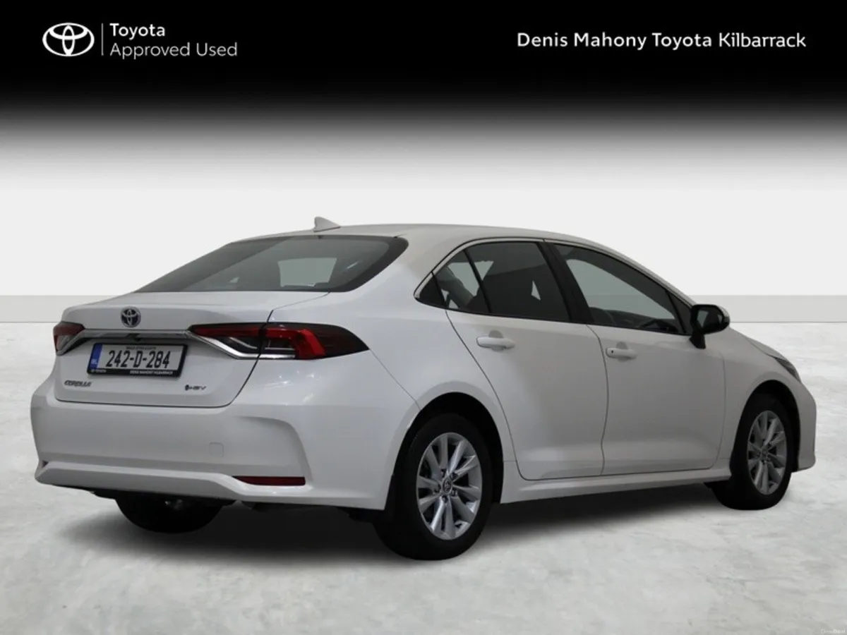 Toyota Corolla SALOON LUNA - Image 2