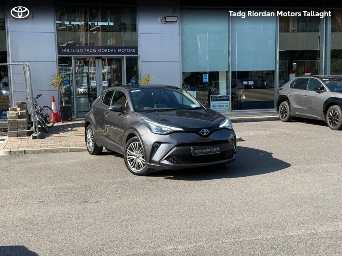 Toyota C-HR C-HR 1.8 HYBRID SOL LOW KM'S - Image 1