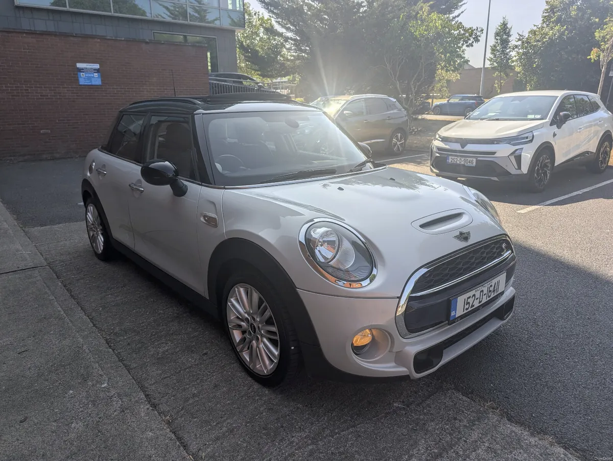 Mini Cooper SD **SUNROOF** - Image 2