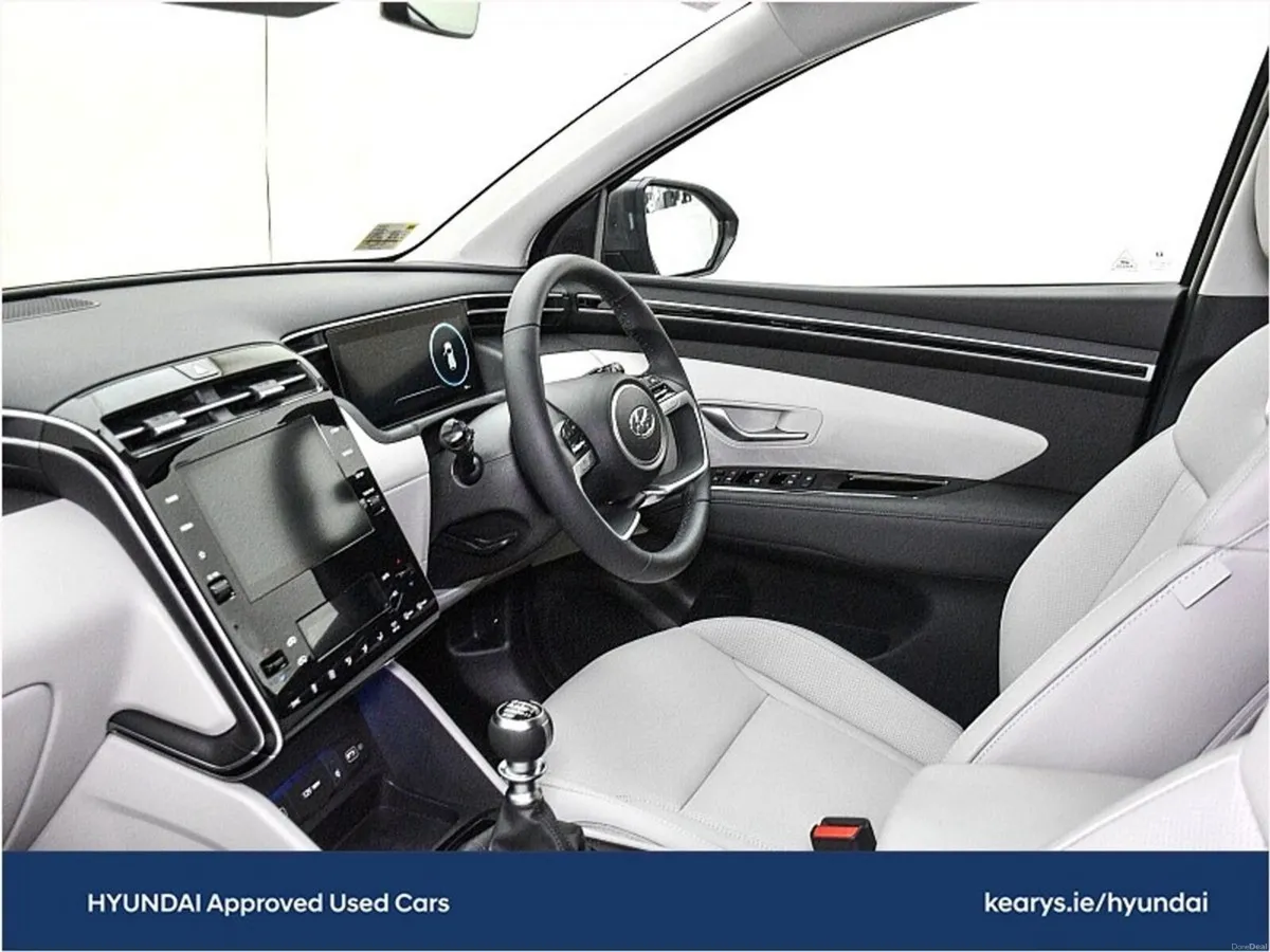 Hyundai Tucson 2WD Executive - Image 5