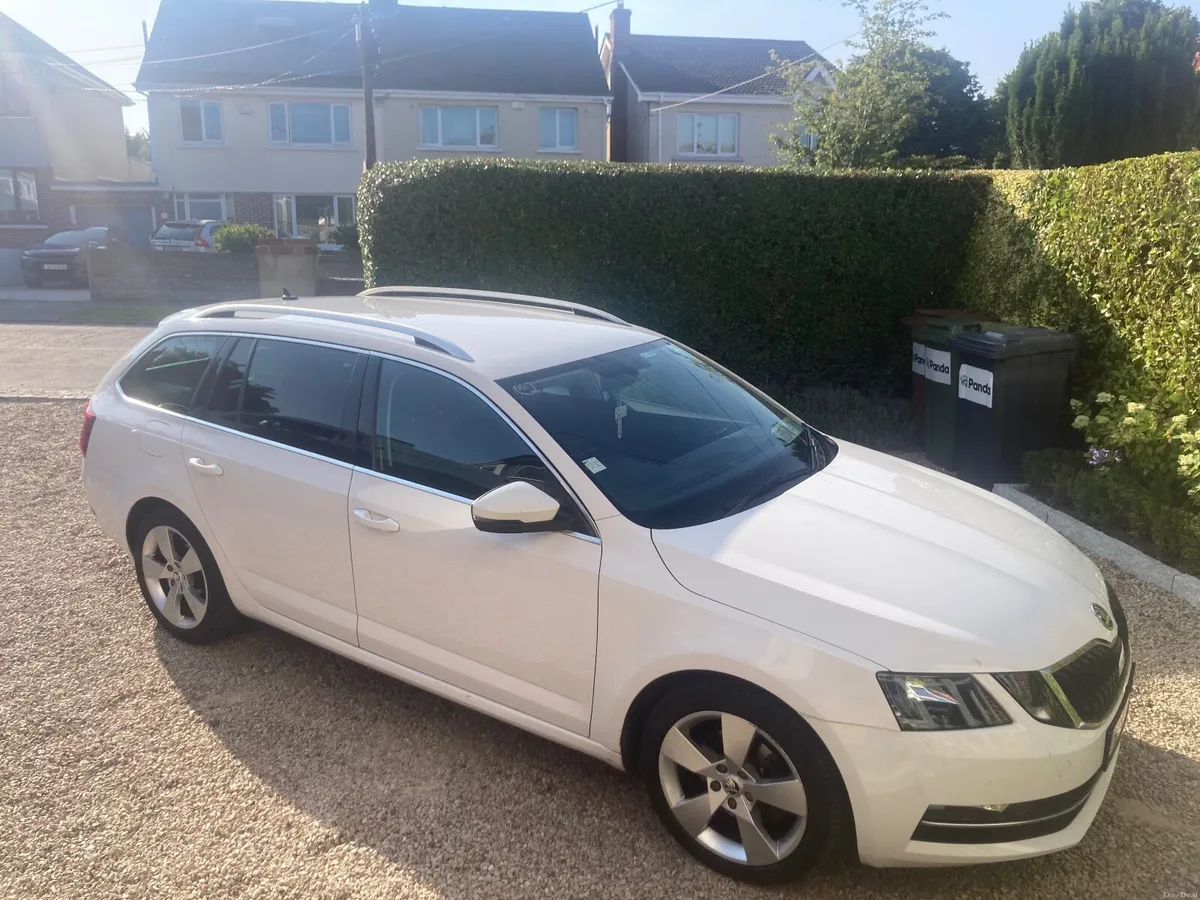 Skoda Octavia Combi Style 2018 - Image 2
