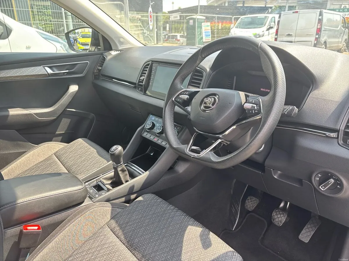 Skoda Karoq 2.0TDI 115HP Style - Image 6