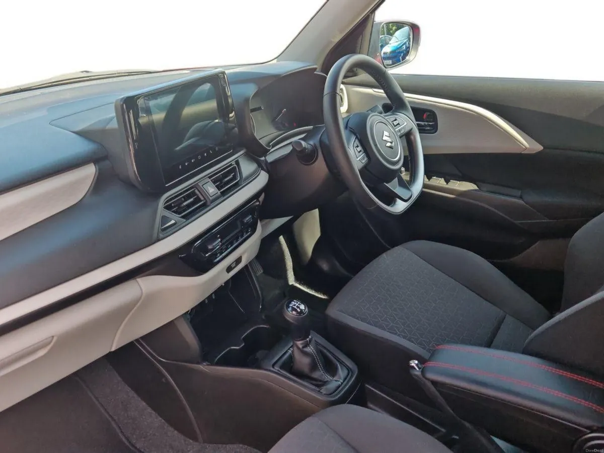 Suzuki Swift Swift 1.2 Mild Hybrid Motion - Image 4