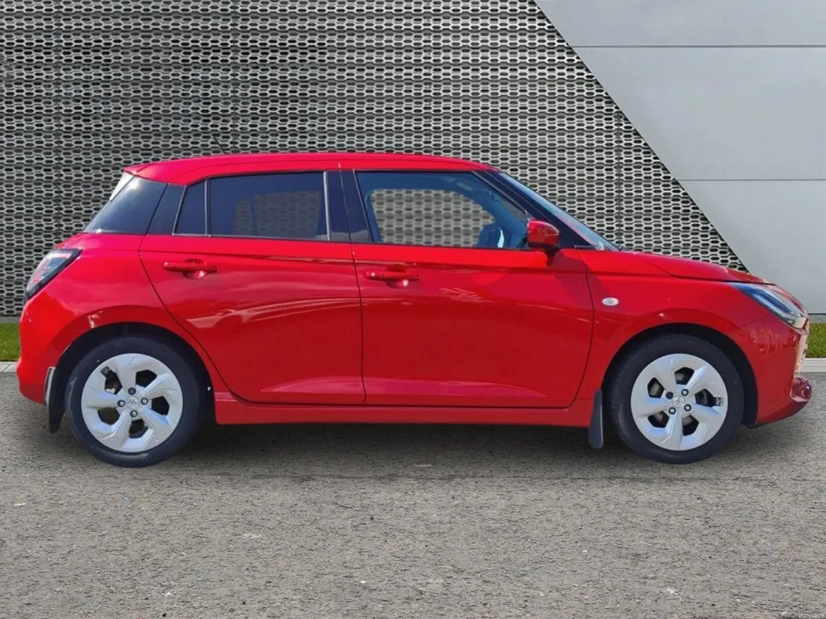 Suzuki Swift Swift 1.2 Mild Hybrid Motion - Image 6
