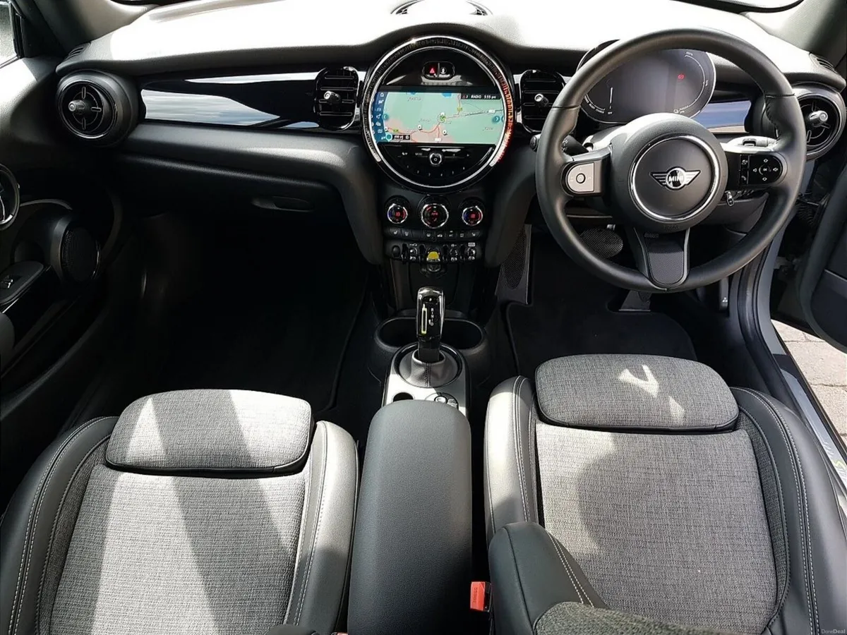 Mini Cooper Electric Level 2 - Image 4