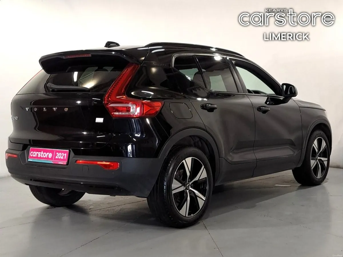 Volvo XC40 Xc40 R-Design T4 Recharge Auto  R-Desig - Image 3