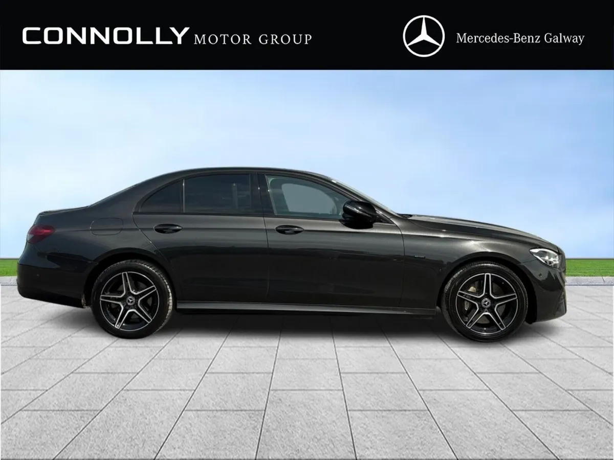 Mercedes-Benz E-Class E300de AMG Line - Image 4