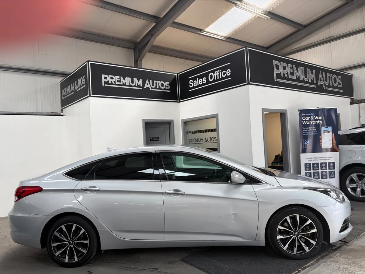 Hyundai i40 2018 1.7CRDI. EXECUTIVE AUTOMATIC - Image 2
