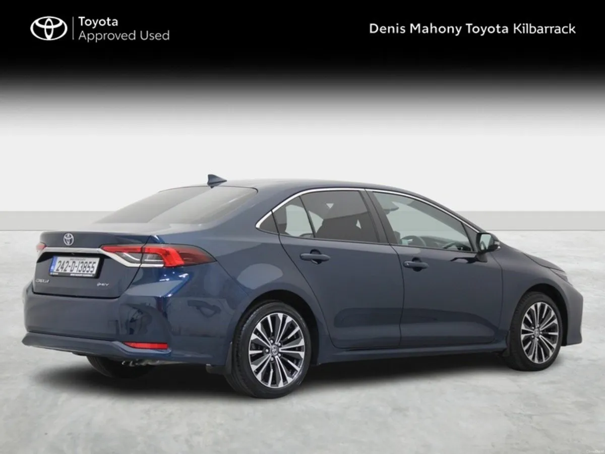 Toyota Corolla SALOON LUNA SPORT - Image 2