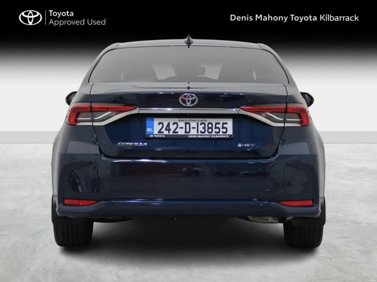 Toyota Corolla SALOON LUNA SPORT - Image 4