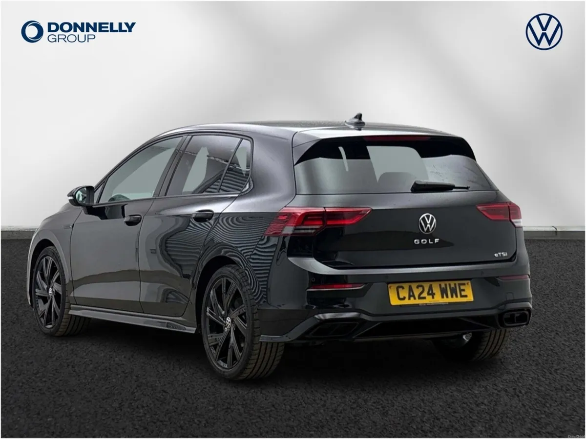 Volkswagen Golf Hatchback Black Edition - Image 3