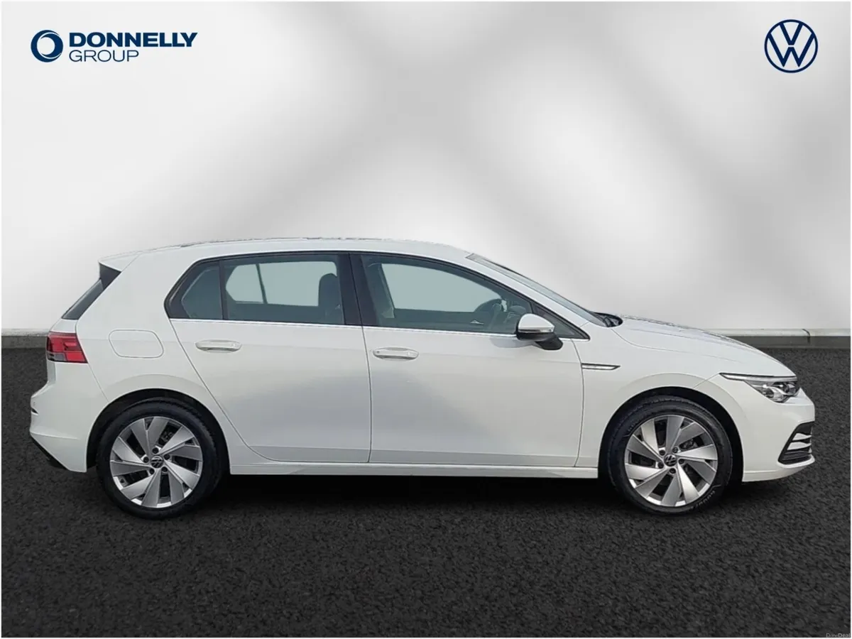 Volkswagen Golf Diesel Hatchback Style - Image 4
