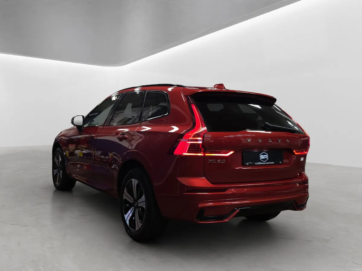 2023 VOLVO XC60 2.0 T6 350 BHP PLUS DARK AWD. - Image 4