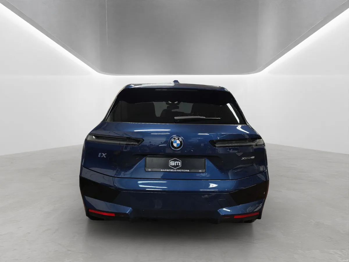 2023 BMW IX XDRIVE 40 M-SPORT. - Image 4