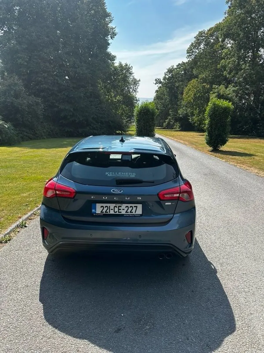 2022 Ford Focus - Image 4