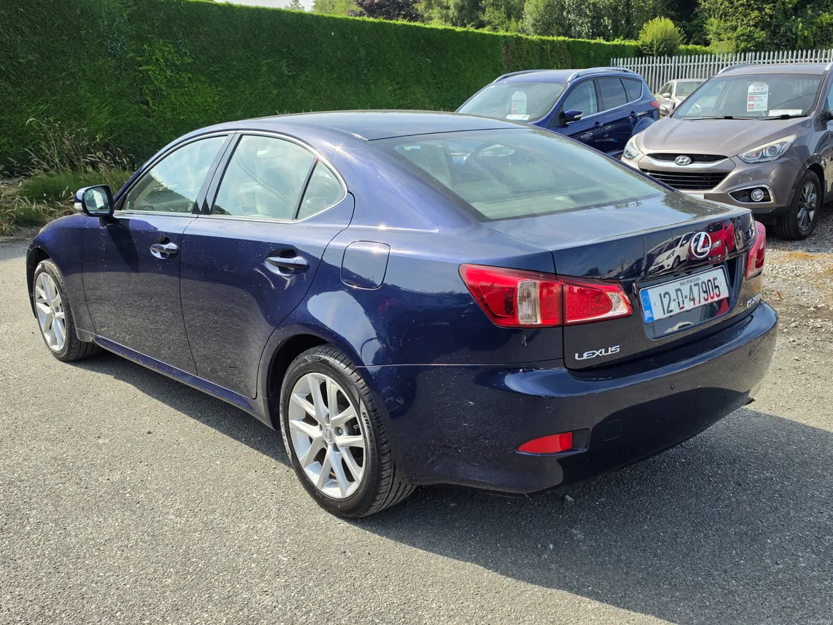 12 Lexus IS200D Advance Low Miles & High spec - Image 2