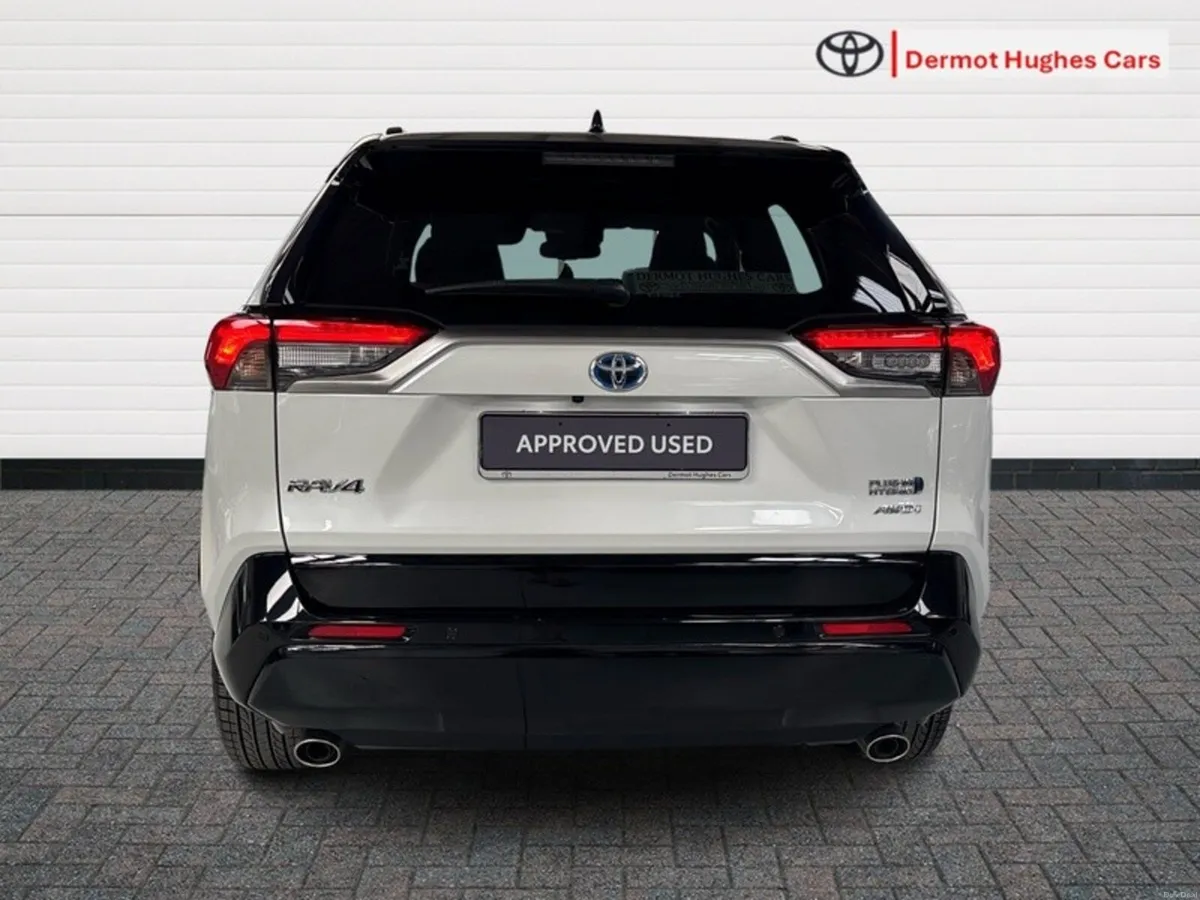 Toyota RAV4 PLUG-IN HYBRID SPORT - Image 4