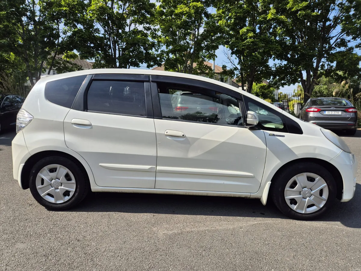 Stunning Honda Fit 2012 Taxed & Tested - Image 4