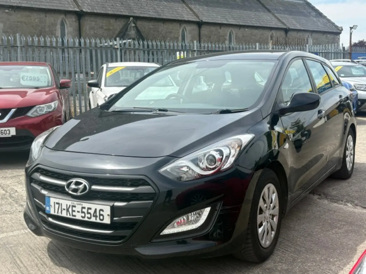 Hyundai i30 2017 ESTATE NCT 2028 - Image 1