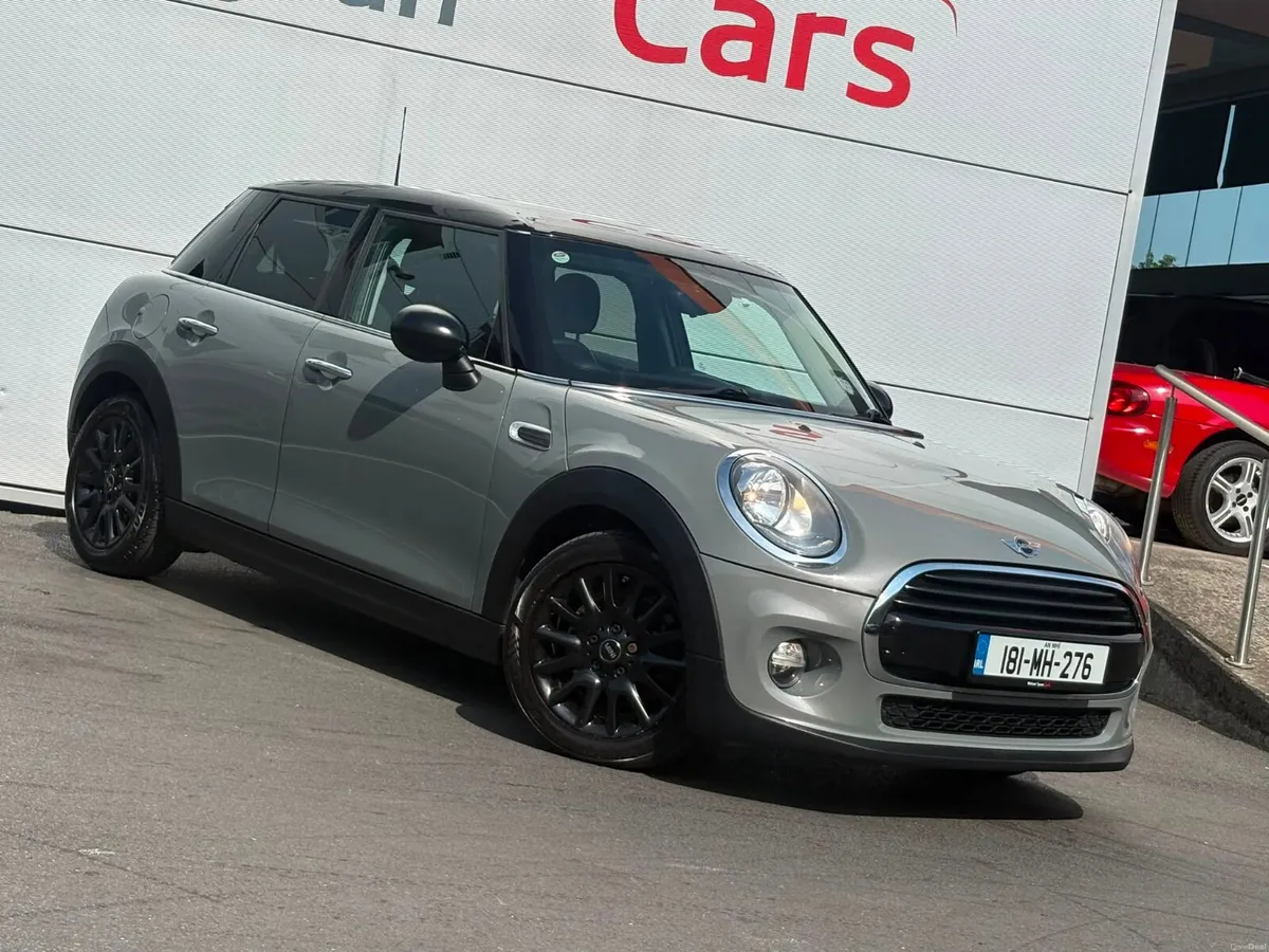 2018 Mini Cooper 1.5 Petrol, 5 Door, 16" Alloys - Image 2