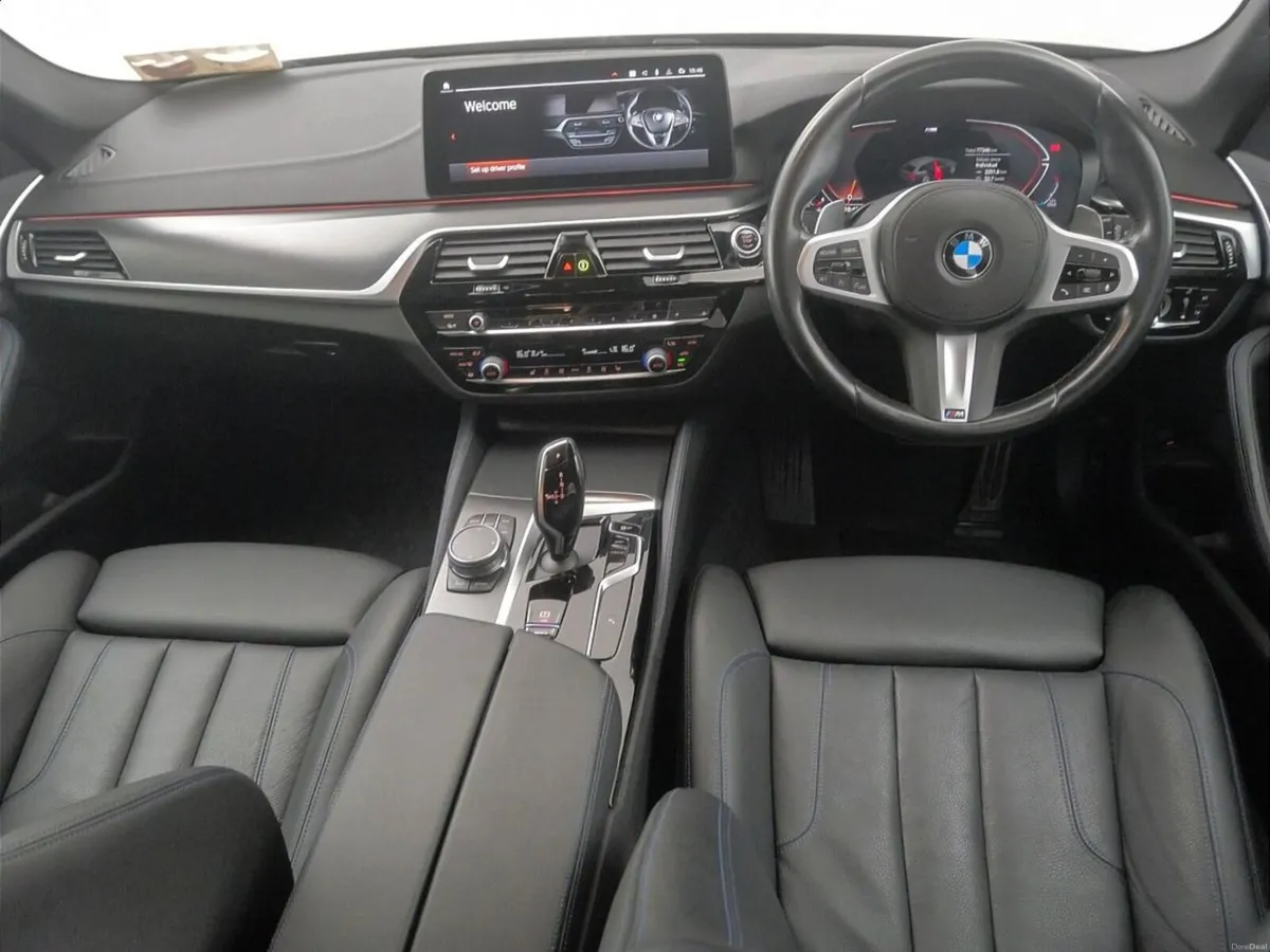 BMW 5-Series 520d M Sport Touring - Image 4