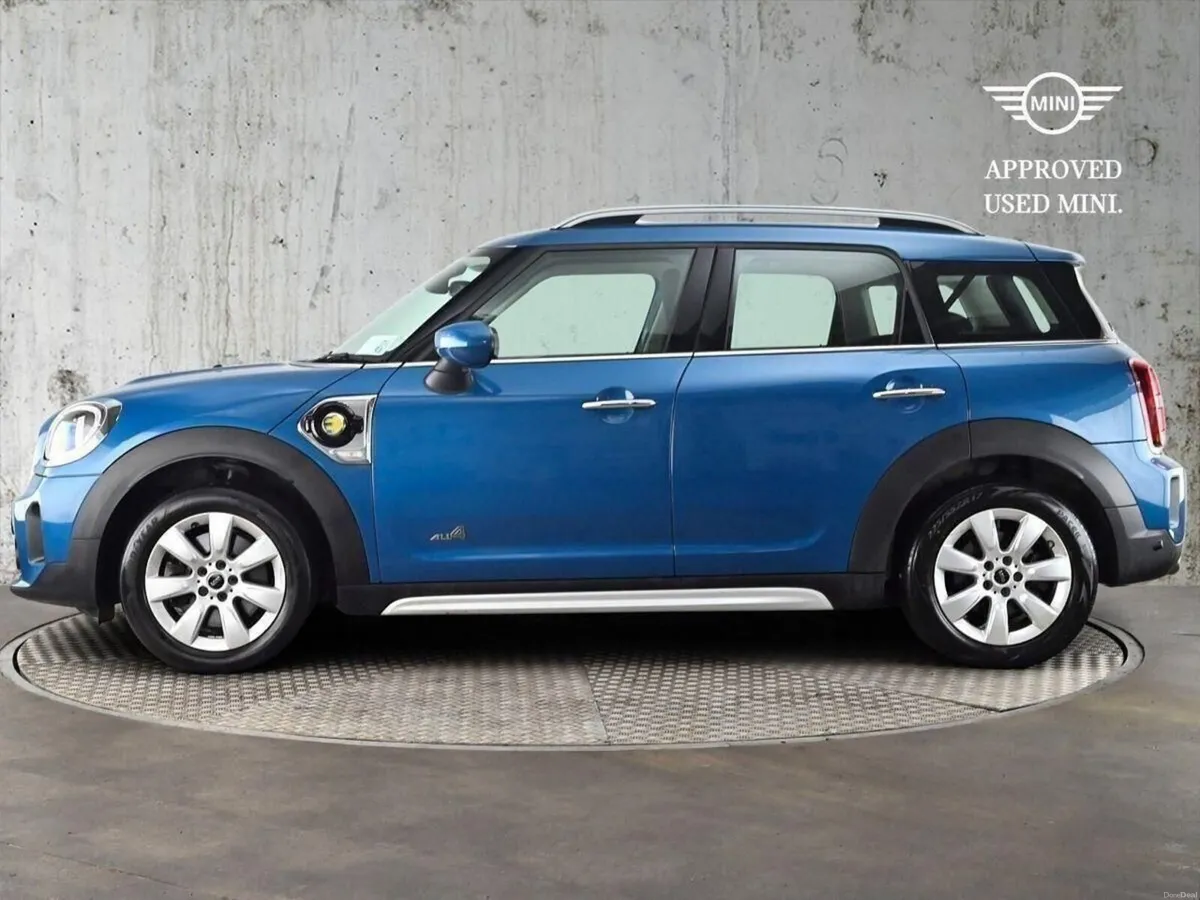 Mini Countryman Cooper S E Classic - Image 3