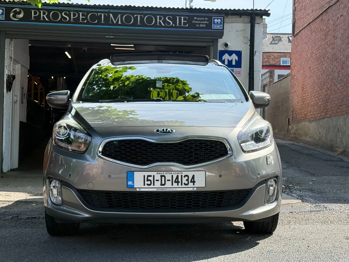 2015 Kia Carens, 7 Seater, Platinum, 124kms, SIMI, - Image 2