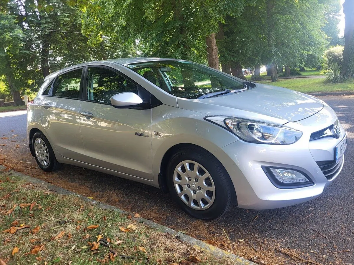 Hyundai i30 | ONE OWNER | Full  Service History - Image 2