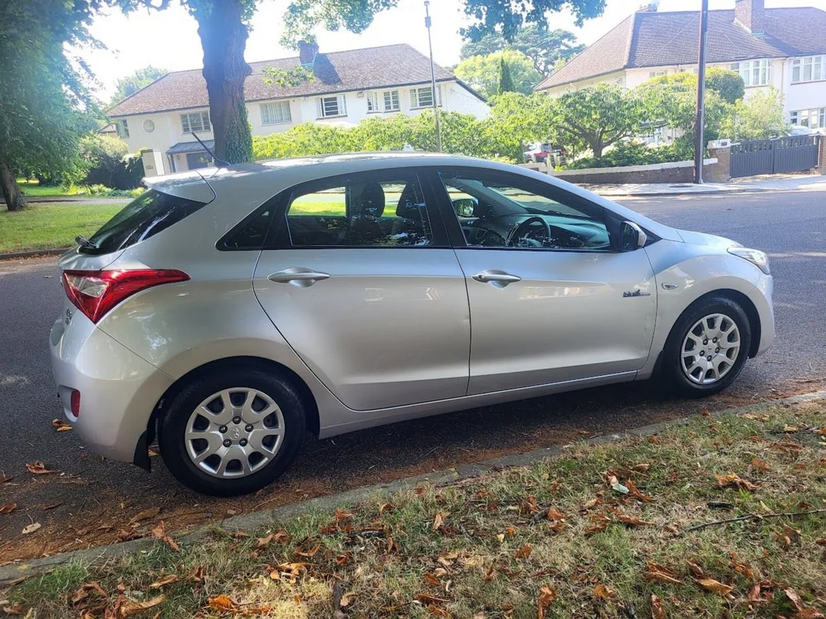 Hyundai i30 | ONE OWNER | Full  Service History - Image 4