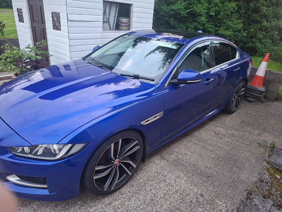 Jaguar XE 2017 - Image 5