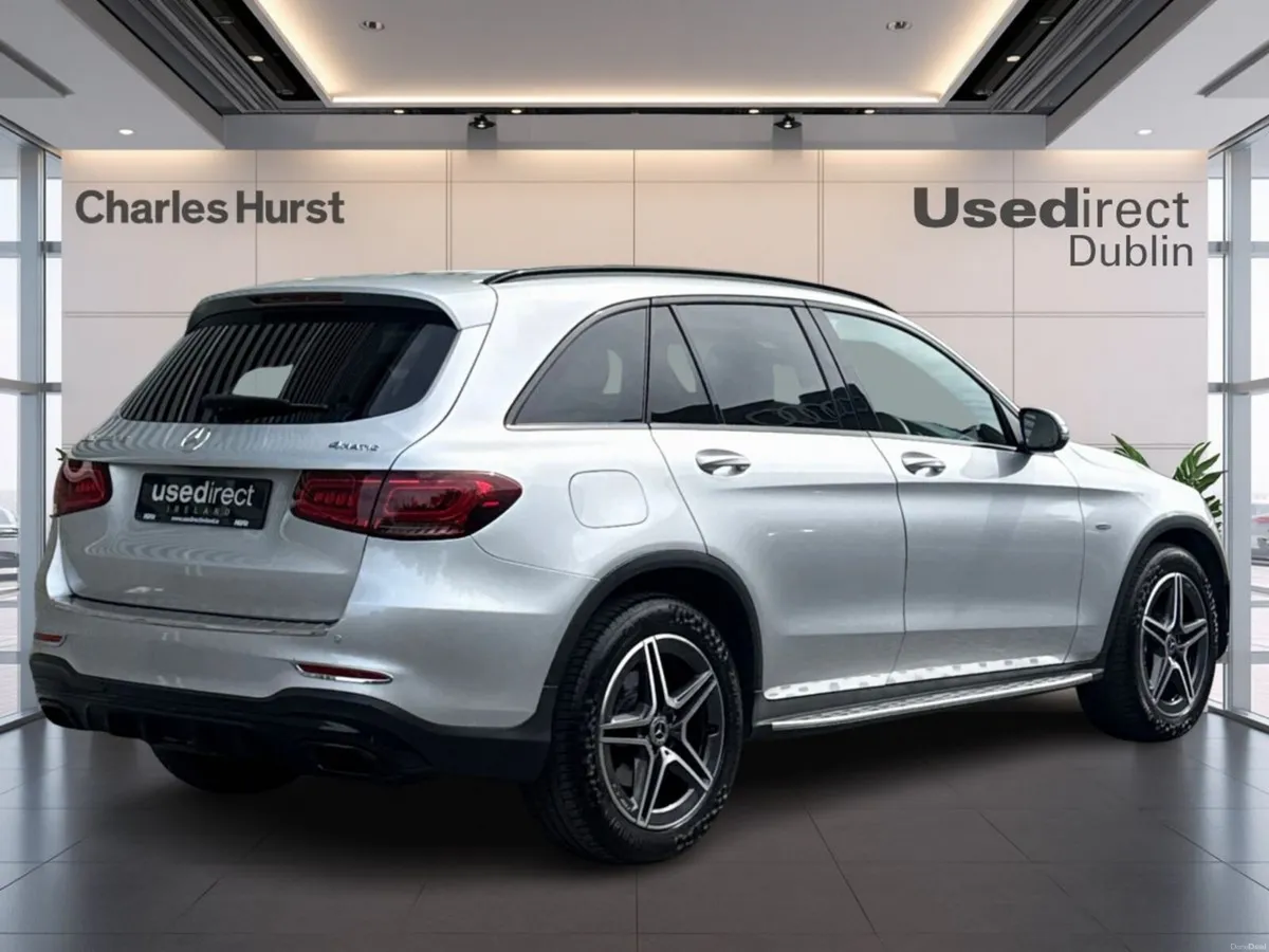 Mercedes-Benz GLC 220 D 4MATIC AMG Line HIGH SPEC - Image 2