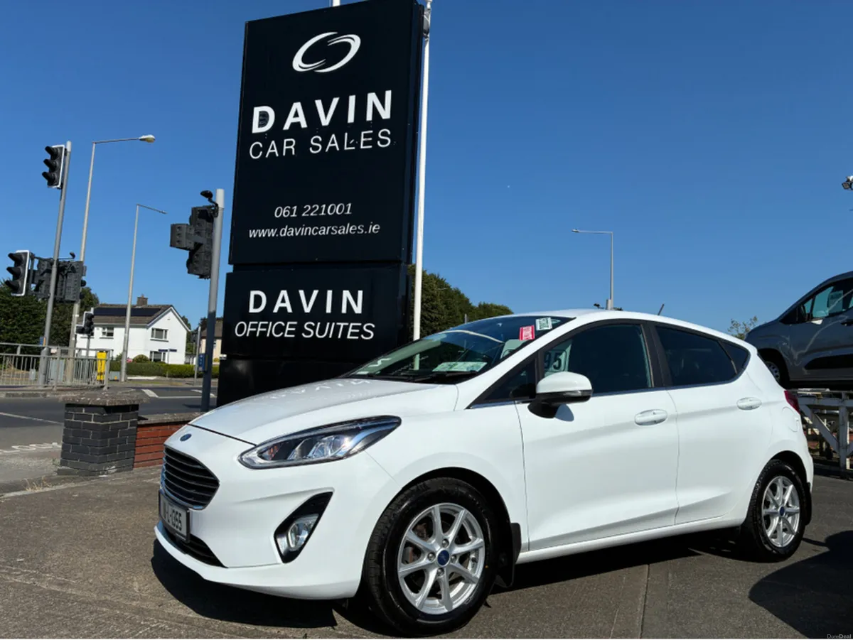 Ford Fiesta TITANIUM 1.0 ECOBOOST 1 100PS 4 - Image 1